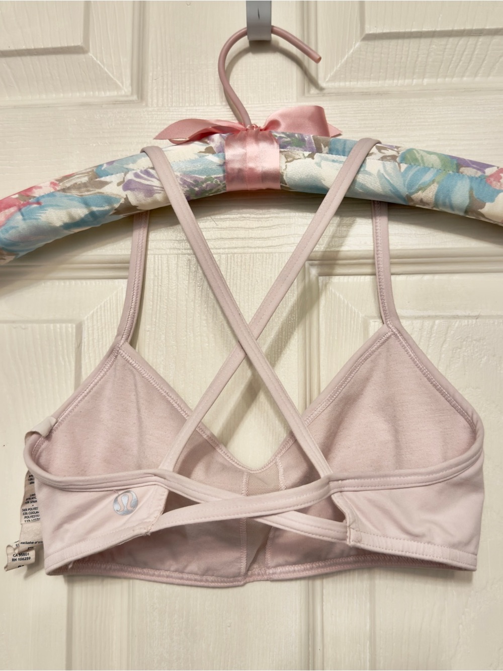 Lululemon Sports Bra Light Pink Women Size 4 - Picture 2 of 5